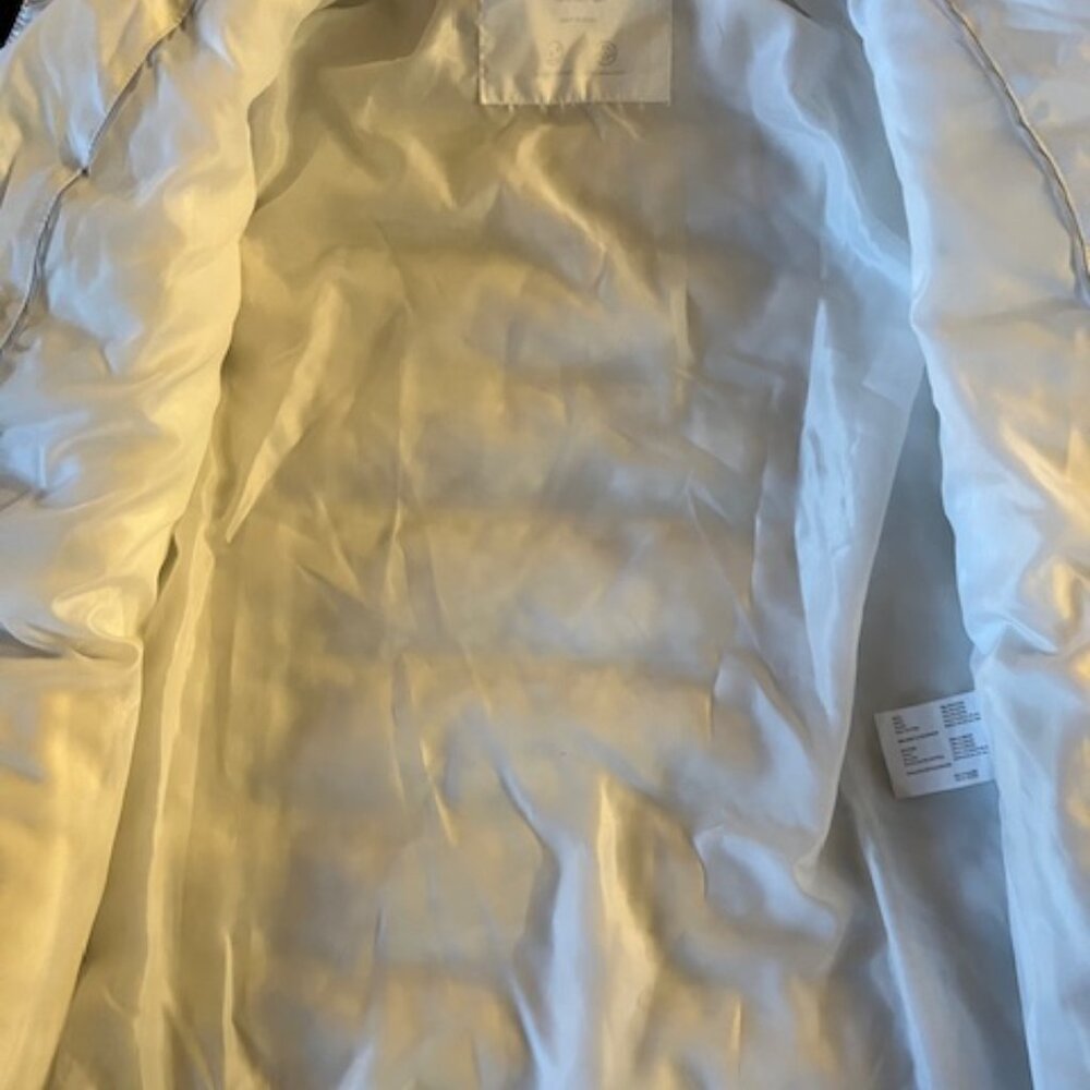 Nautica Women's White Quilted Winter Jacket. - Picture 3 of 5